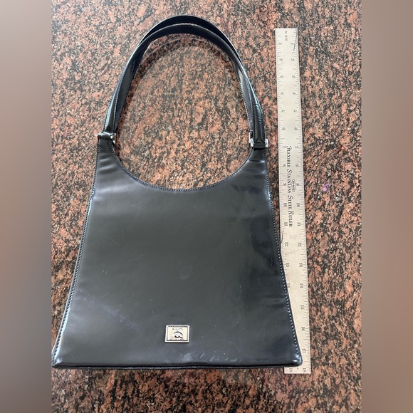 MOSCHINO Redwall 453218 - Picture 13 of 14